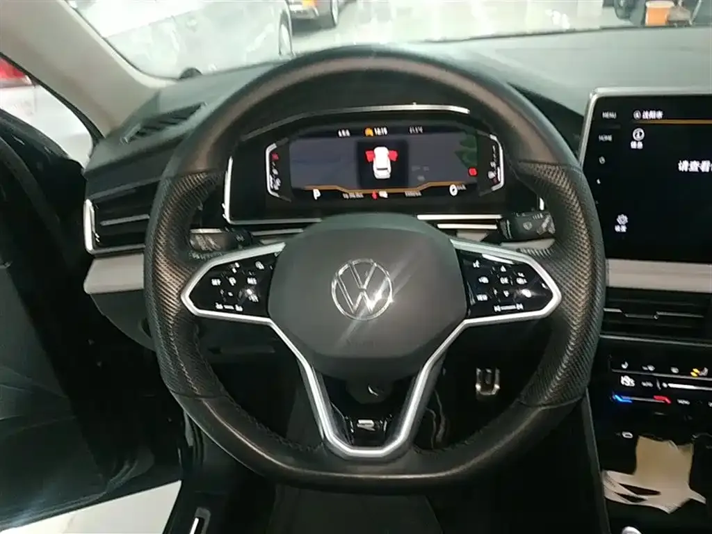 Volkswagen Tiguan L 2022 из CN, фото 10