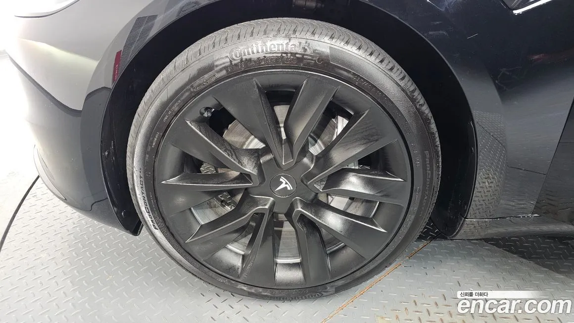 Tesla Model 3 2025 из KR, фото 5