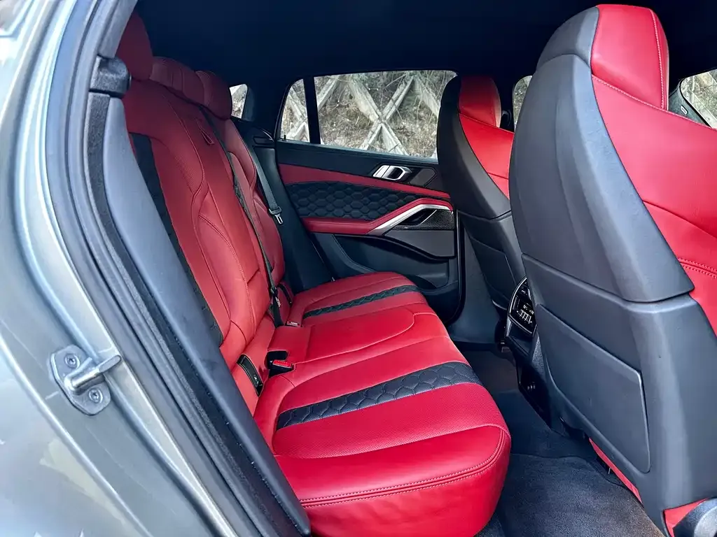 BMW X6 M 2021 из CN, фото 10