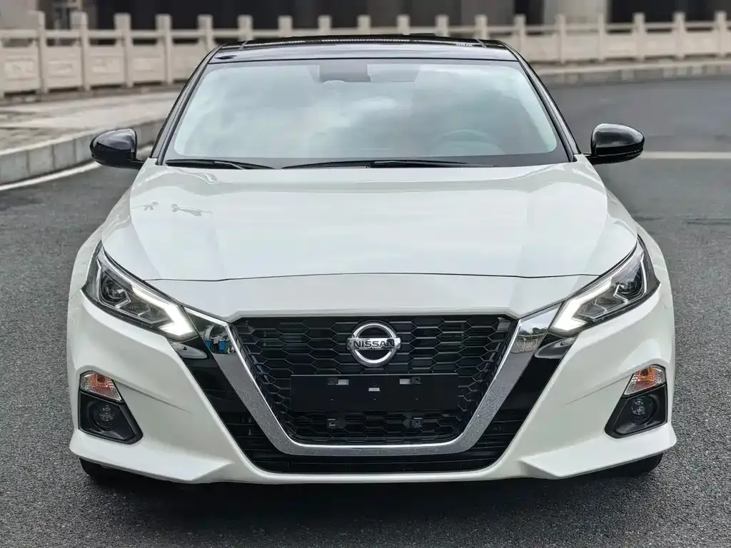 Nissan Teana 2022 из CN, фото 2