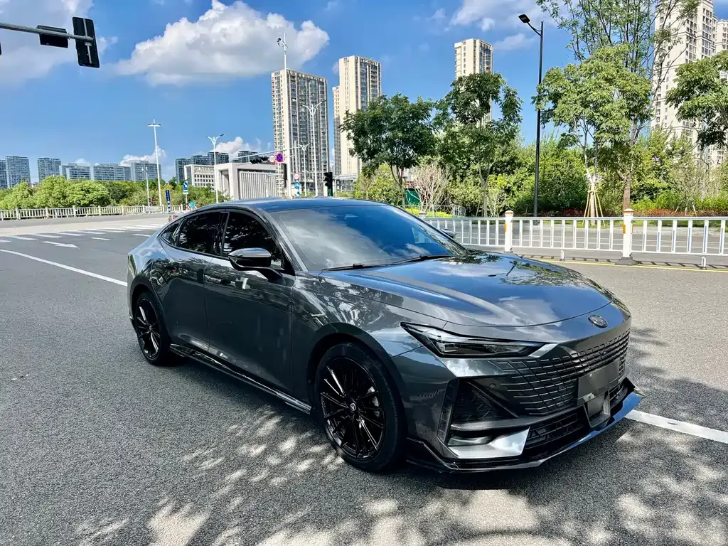Changan UNI-V 2023 из CN, фото 3
