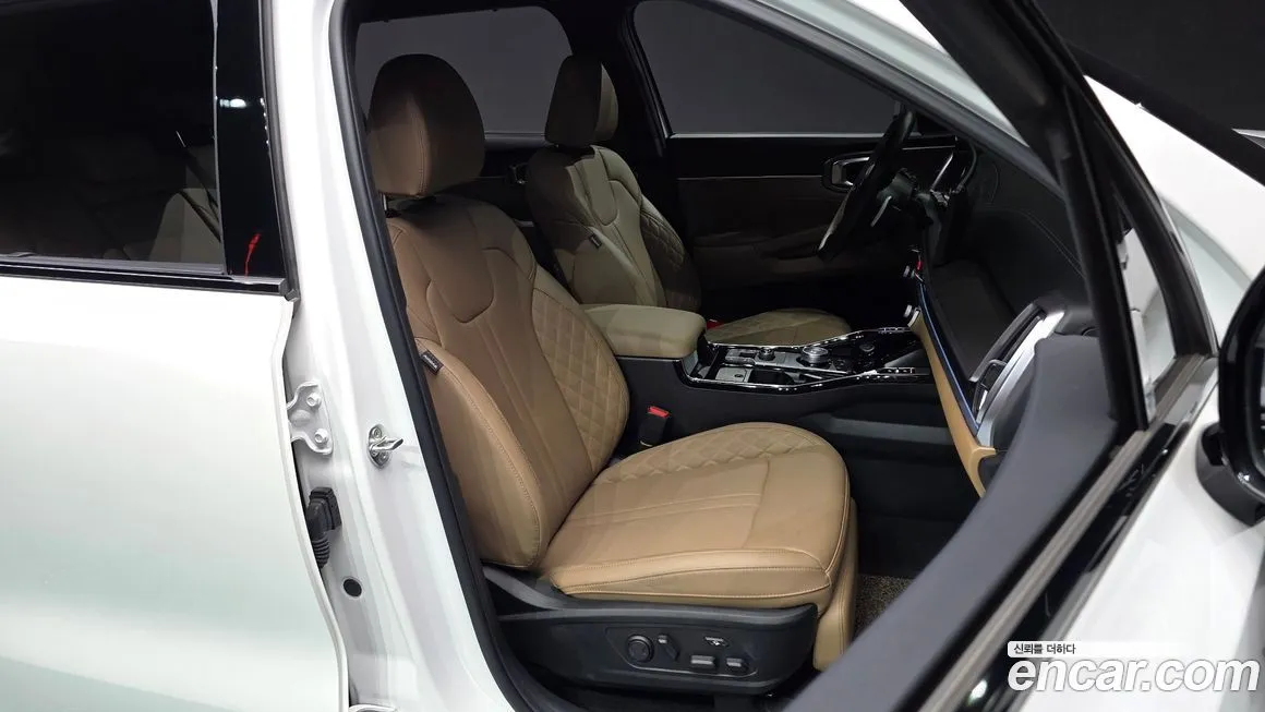 Kia Sorento — фото 10