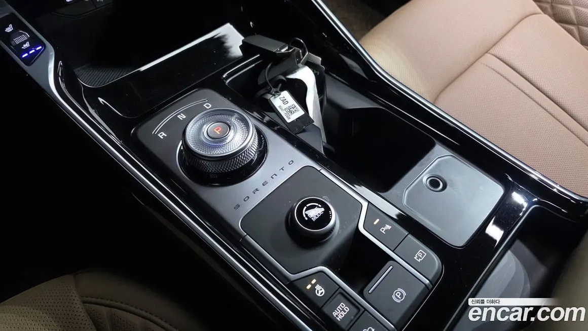Kia Sorento — фото 9