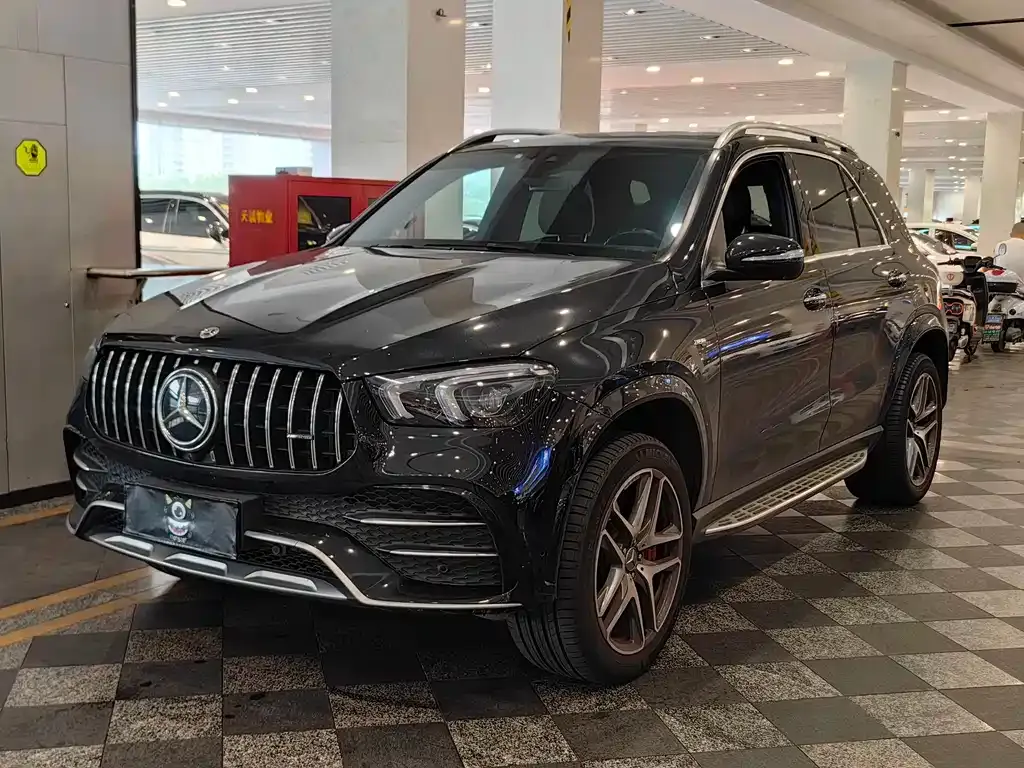 Mercedes-Benz GLE AMG — фото 1