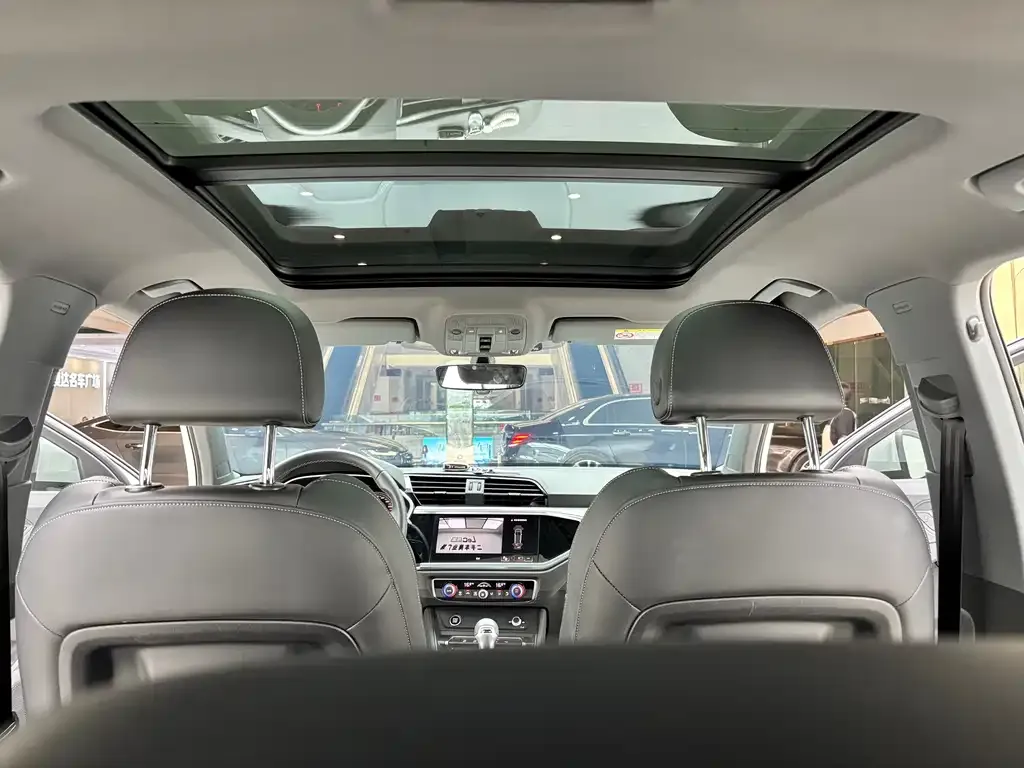 Audi Q3 2024 из CN, фото 10