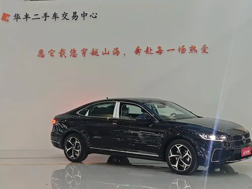 Volkswagen Passat — фото 4