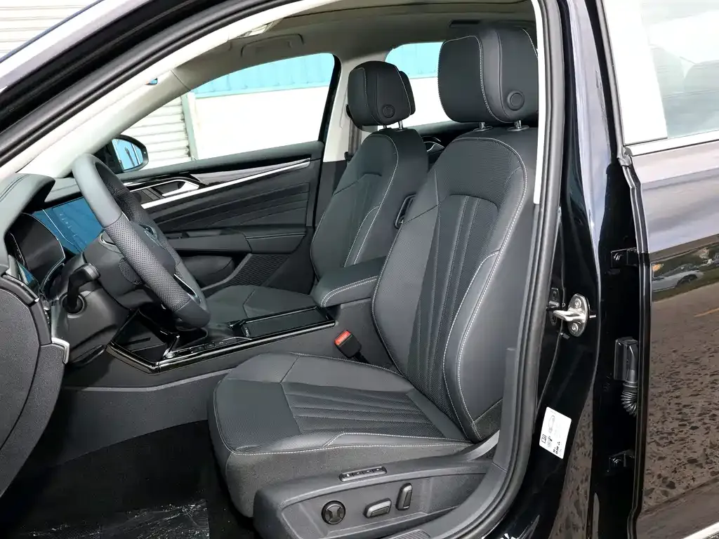 Volkswagen Passat — фото 9