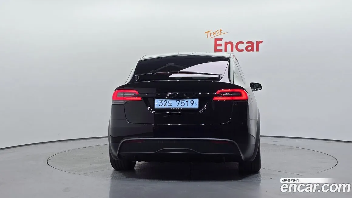 Tesla Model X 2024 из KR, фото 4