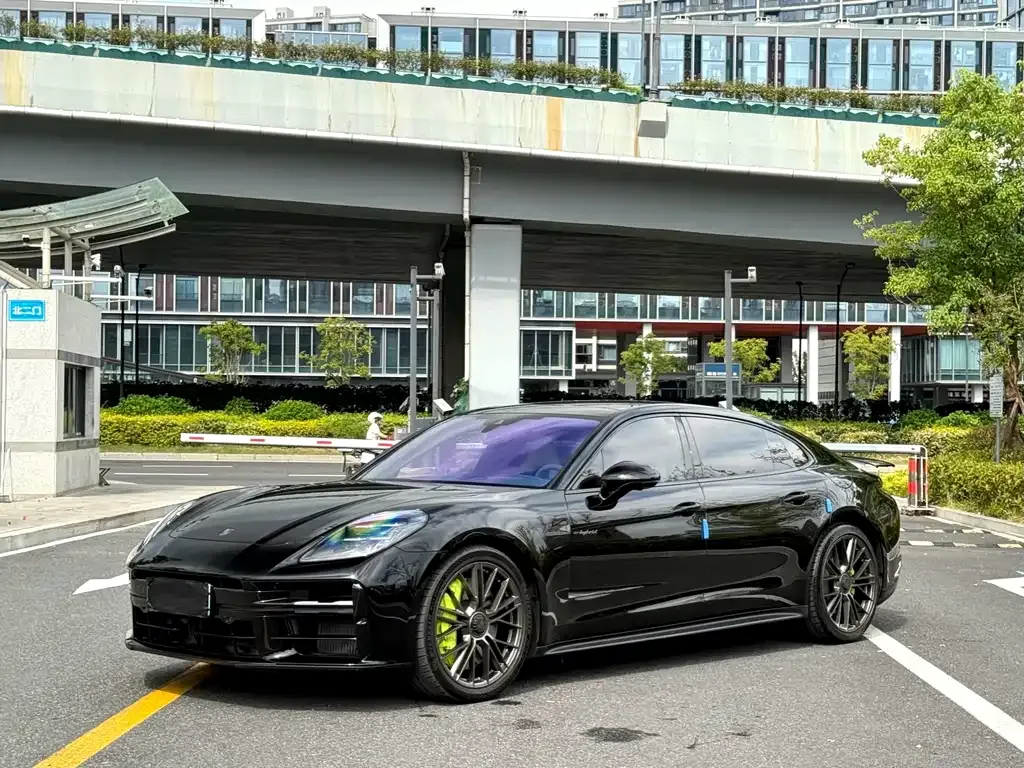 Porsche Panamera Hybrid 2025 из CN, фото 2
