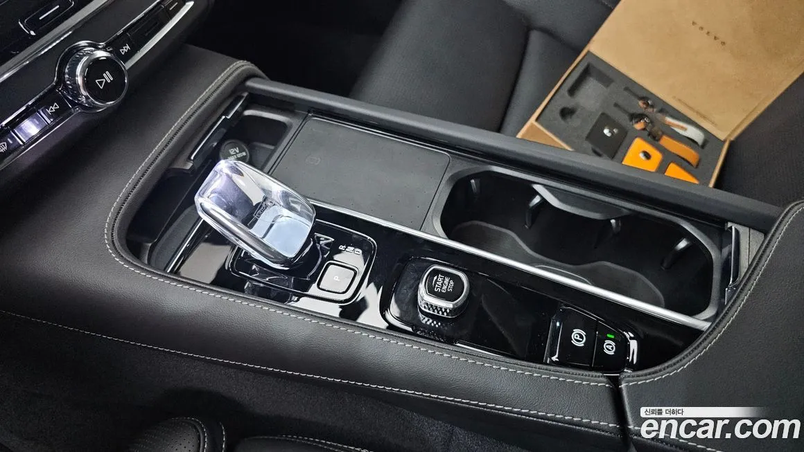 Volvo S90 2025 из KR, фото 9