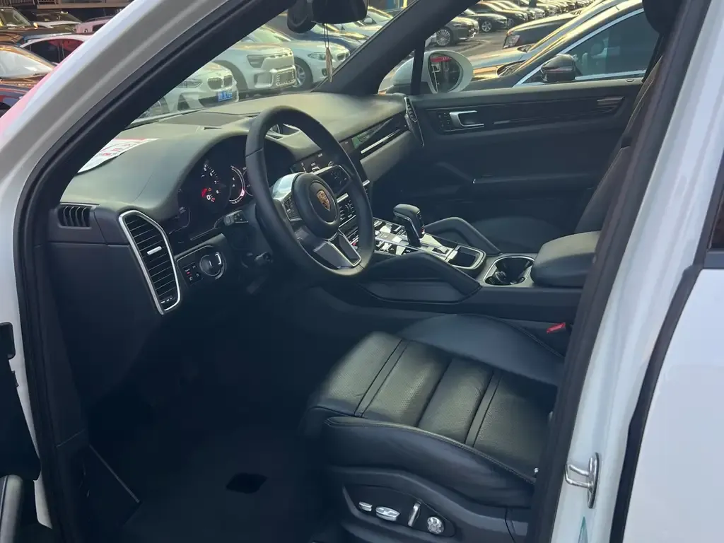 Porsche Cayenne 2021 из CN, фото 7