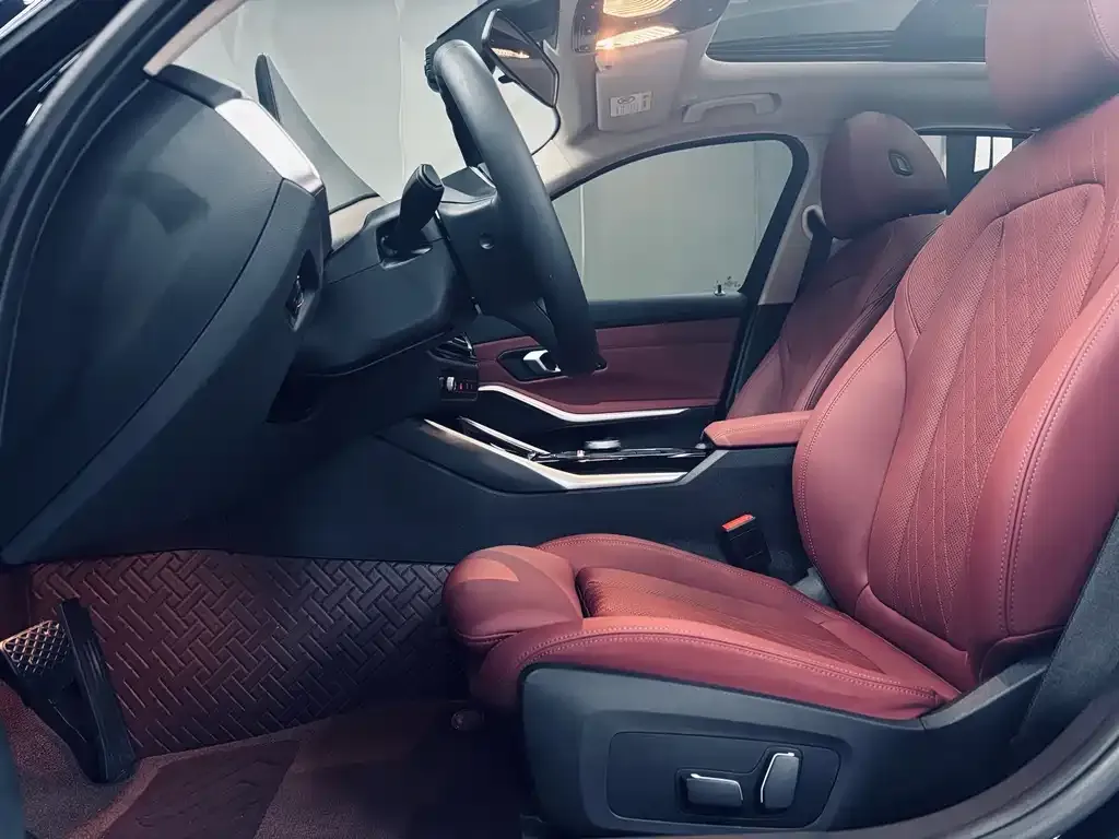 BMW i3 2024 из CN, фото 8