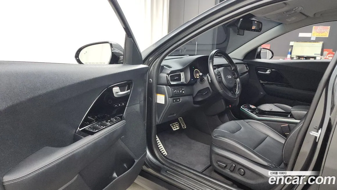 Kia Niro — фото 10