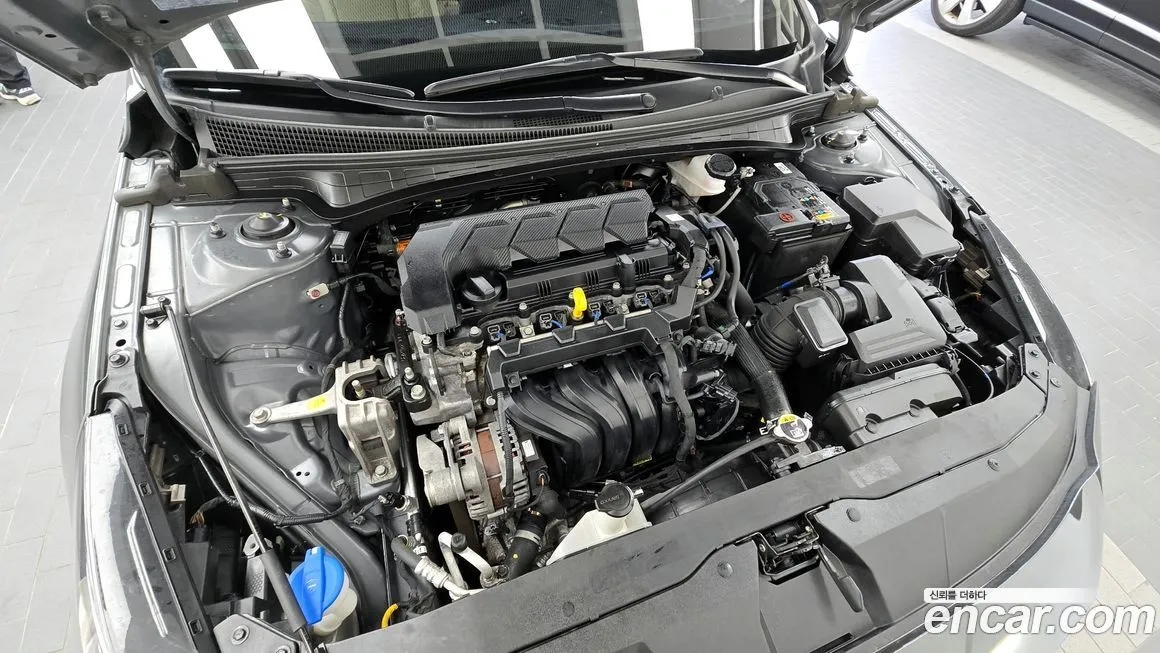 Hyundai AVANTE 2023 из KR, фото 6