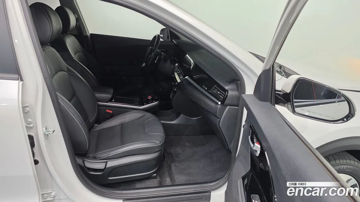 Kia Niro — фото 10