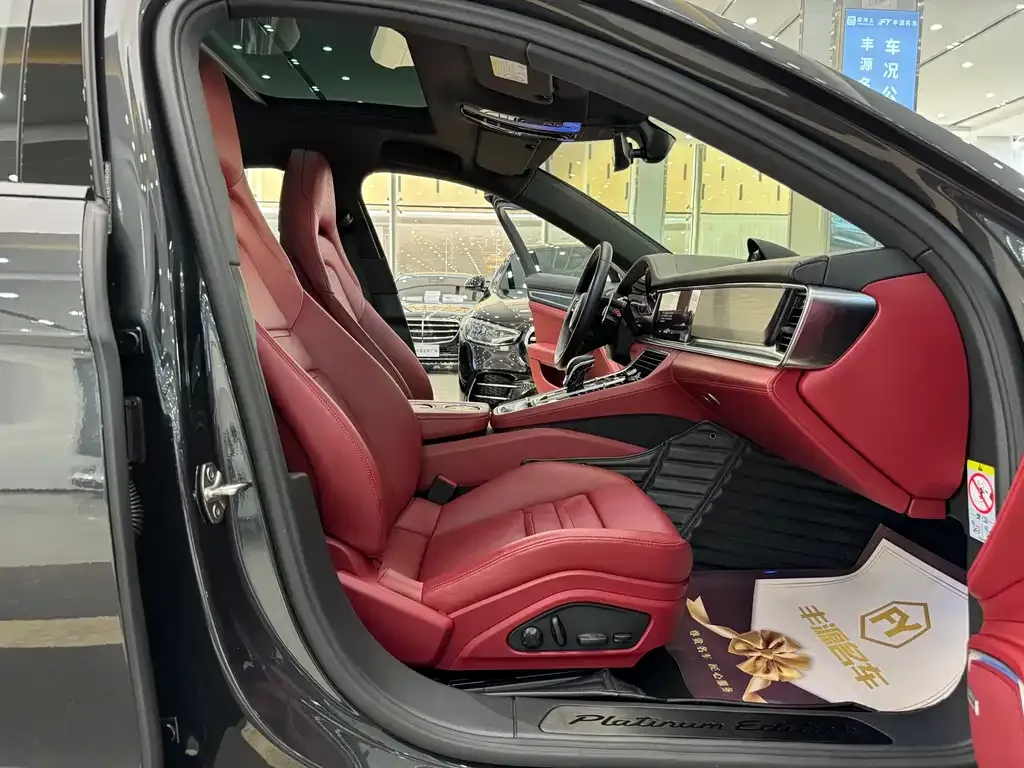 Porsche Panamera 2023 из CN, фото 8