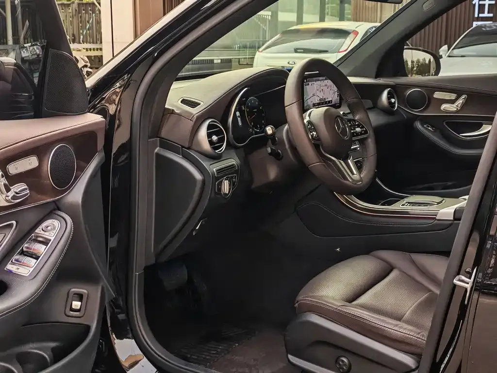 Mercedes-Benz GLC 2021 из CN, фото 4