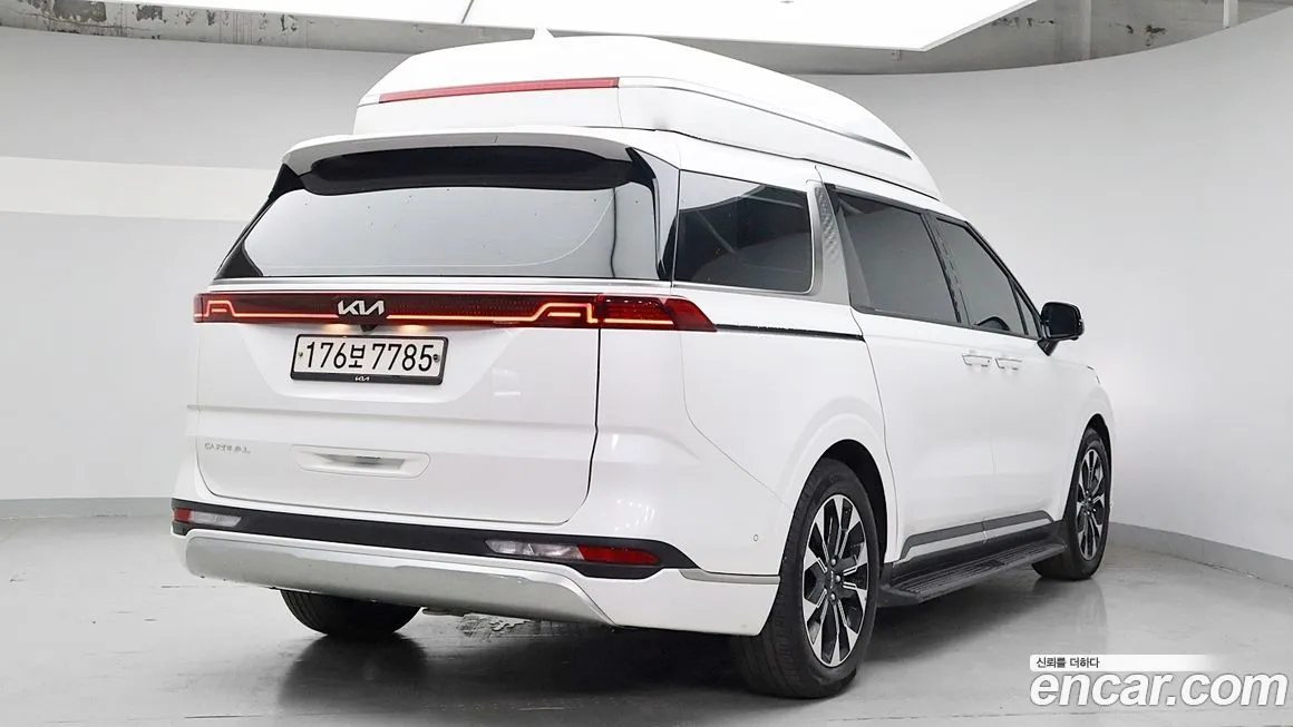Kia Carnival — фото 3