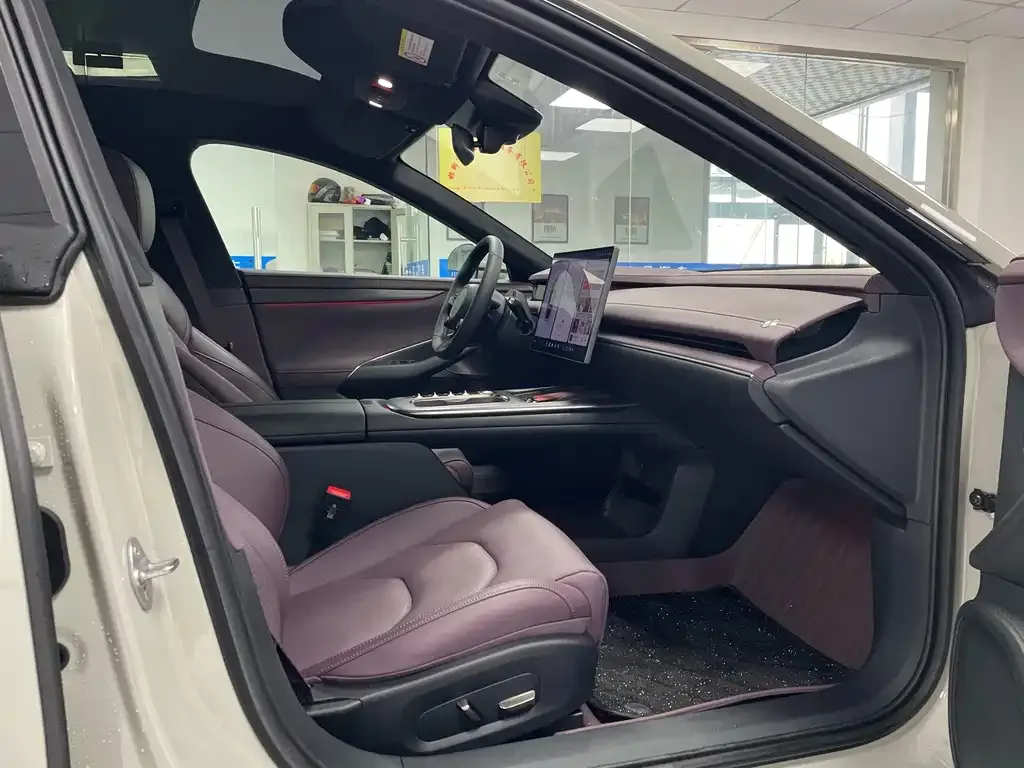 Xiaomi SU7 2025 из CN, фото 7