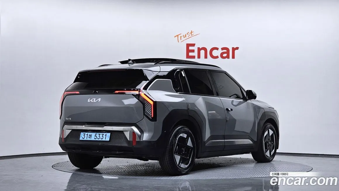 [object Object] EV3 2025 из KR, фото 2