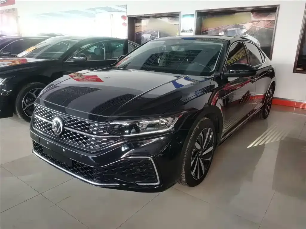 Volkswagen Passat 2022 из CN, фото 2