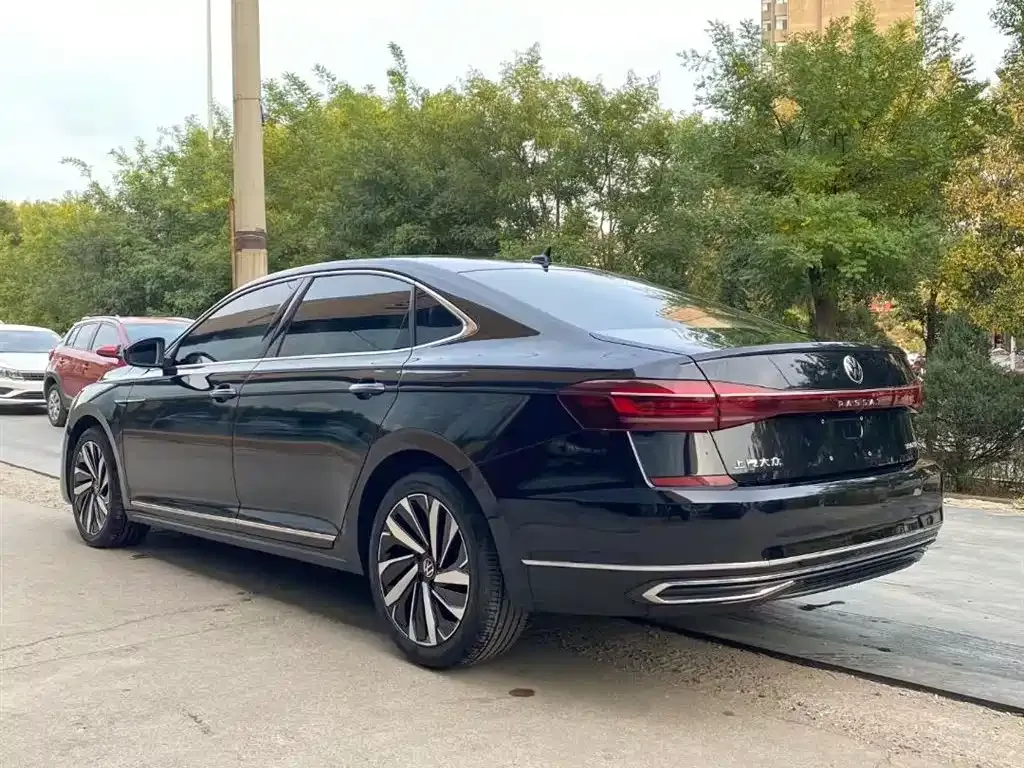 Volkswagen Passat 2022 из CN, фото 7