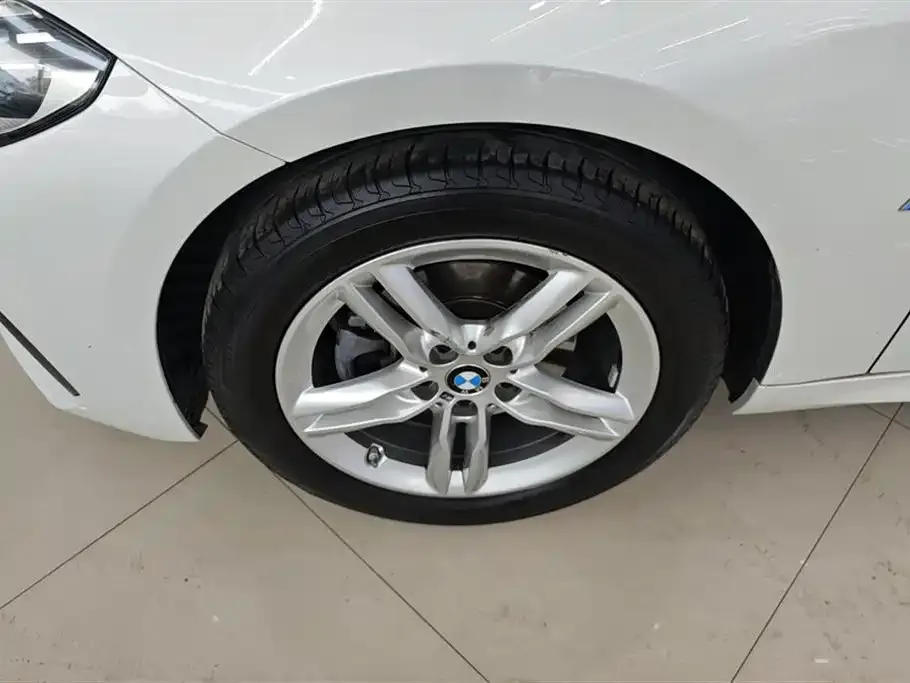 BMW 1 Series 2022 из CN, фото 6