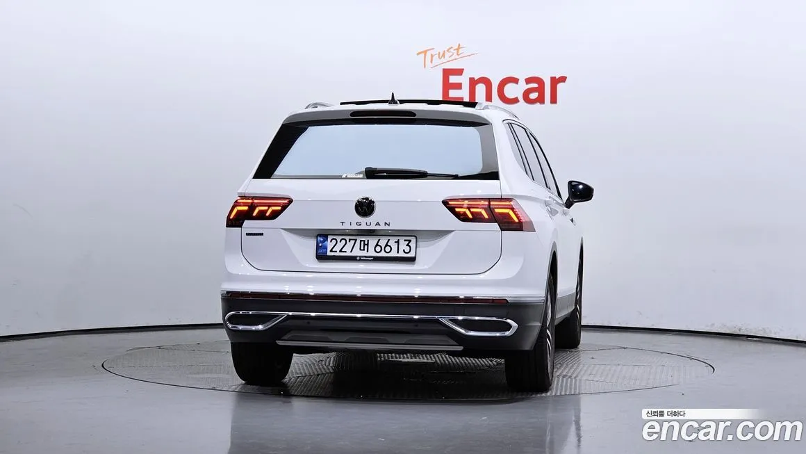 Volkswagen Tiguan — фото 4