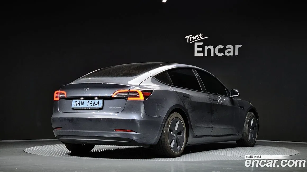 Tesla Model 3 2021 из KR, фото 2