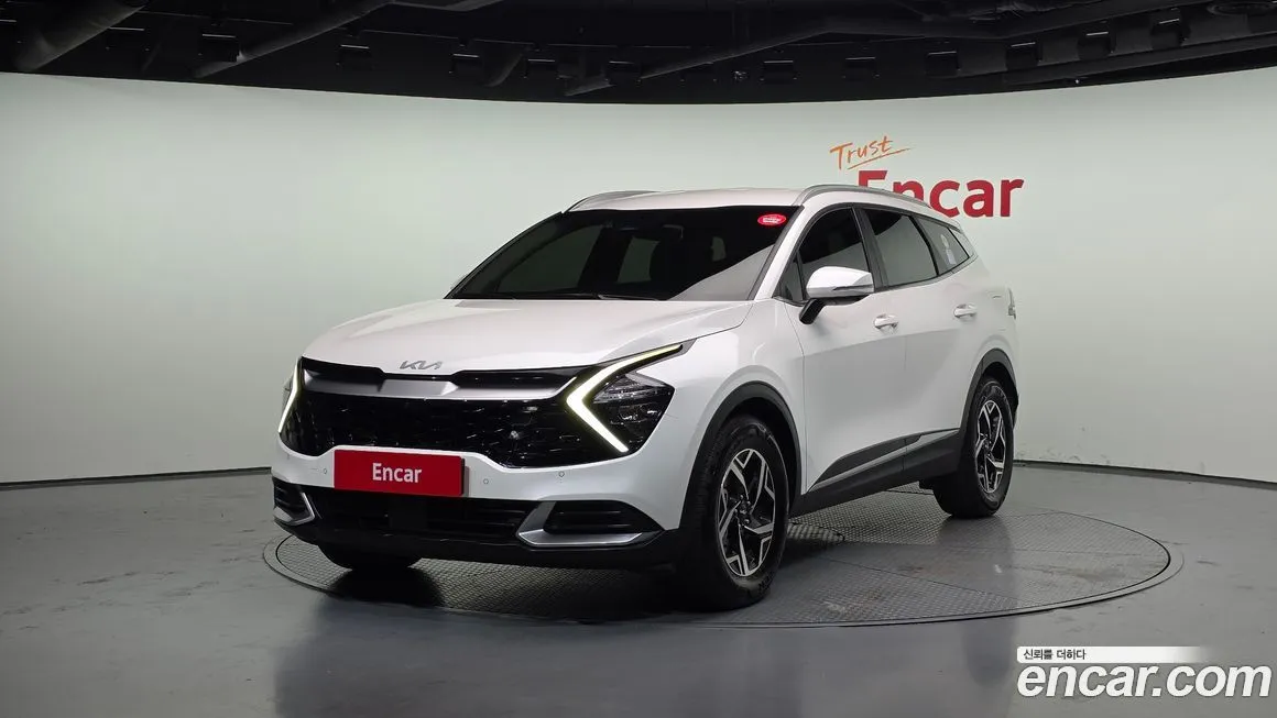 Kia Sportage — фото 1