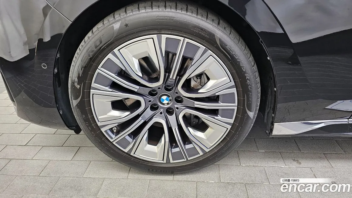 BMW 7-Series 2023 из KR, фото 5