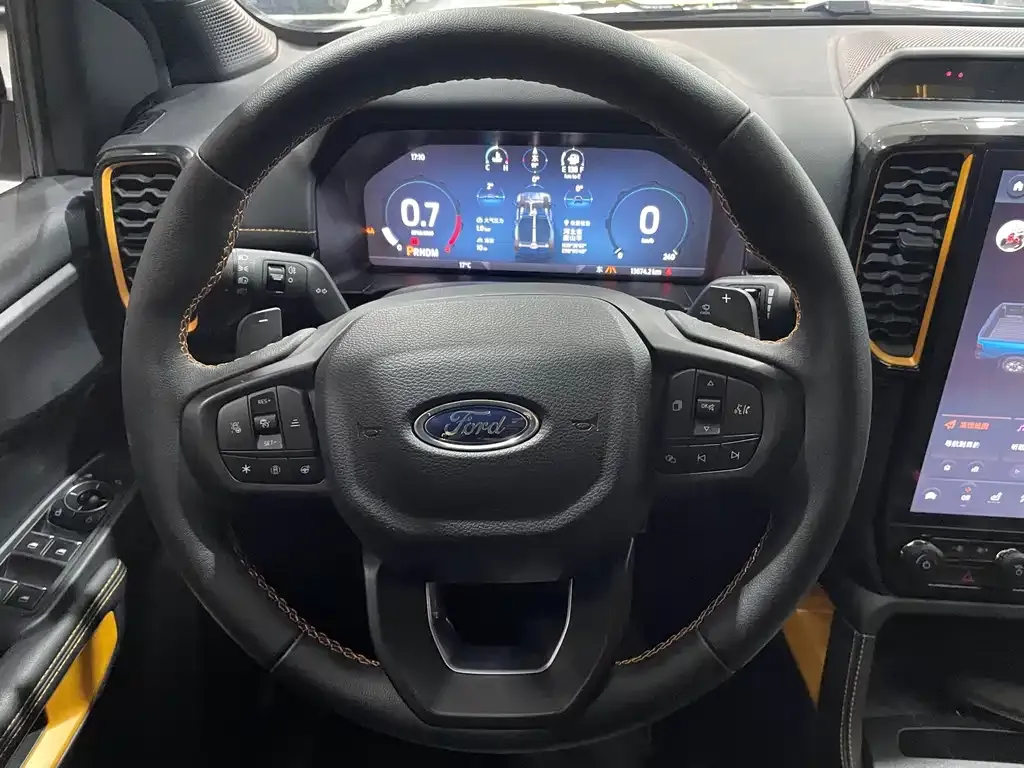 Ford Ranger — фото 10