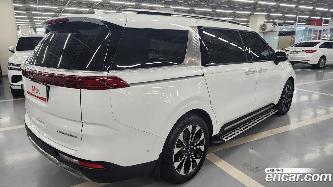 Kia Carnival — фото 2