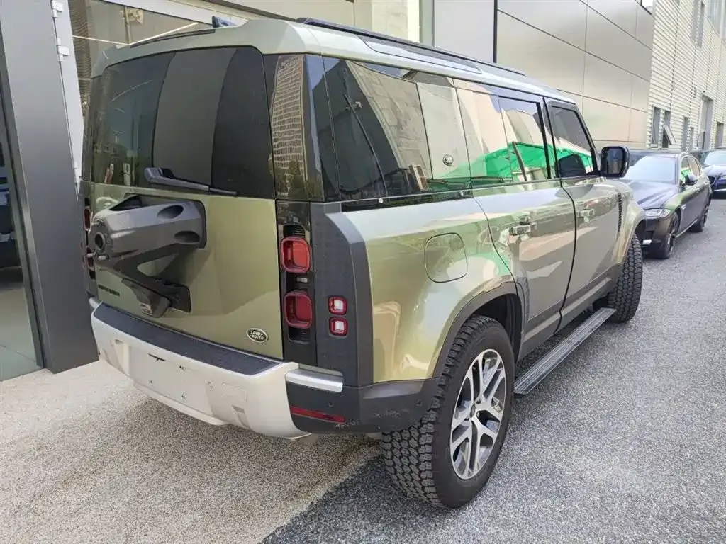 Land Rover Defender 2024 из CN, фото 2