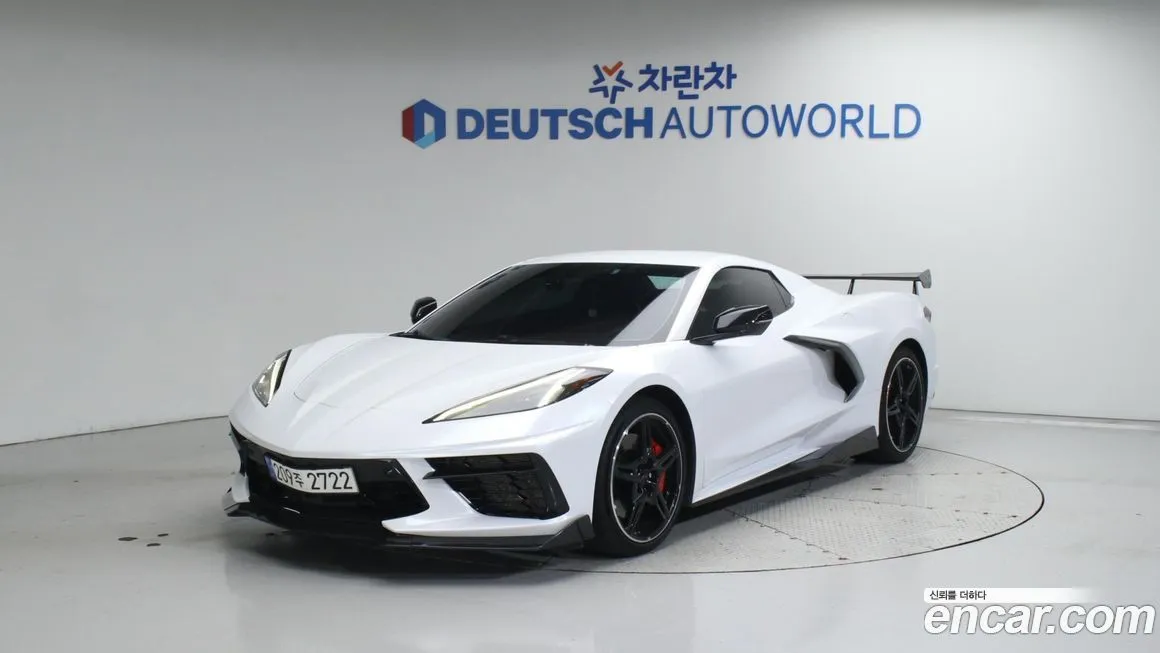 Chevrolet Corvette 2021 из KR, фото 2