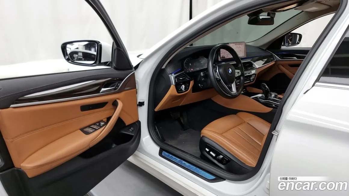 BMW 5-Series 2021 из KR, фото 10