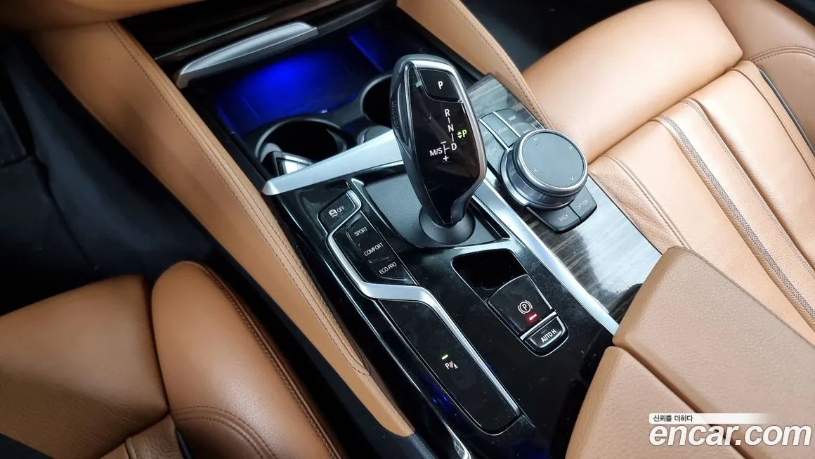 BMW 5-Series 2021 из KR, фото 9