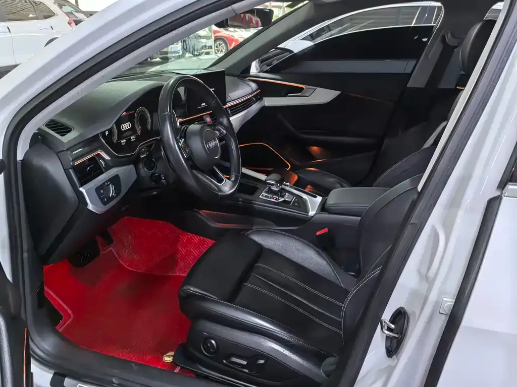 Audi A4L 2023 из CN, фото 7