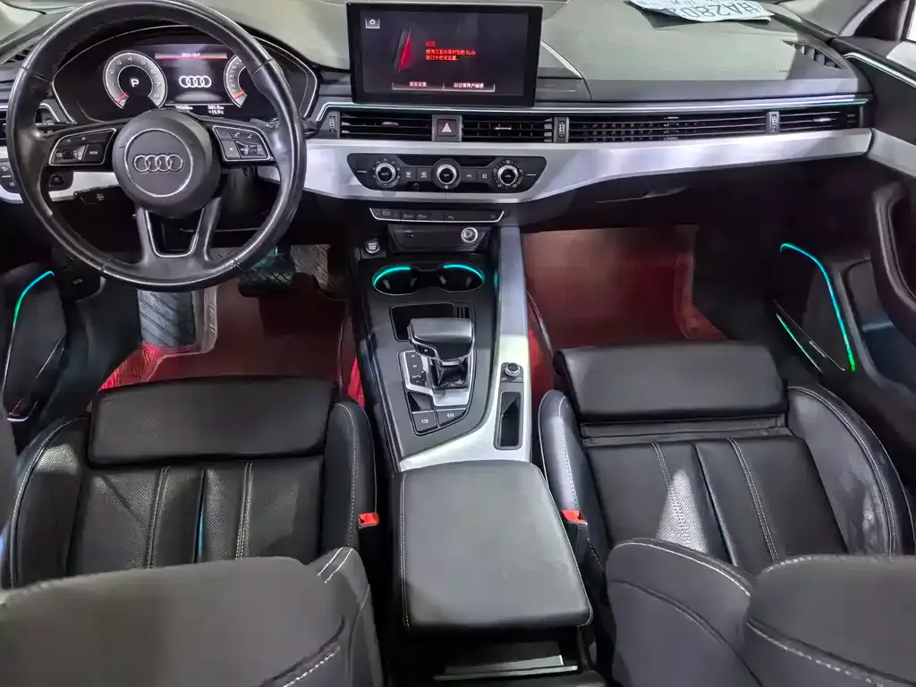 Audi A4L 2023 из CN, фото 8