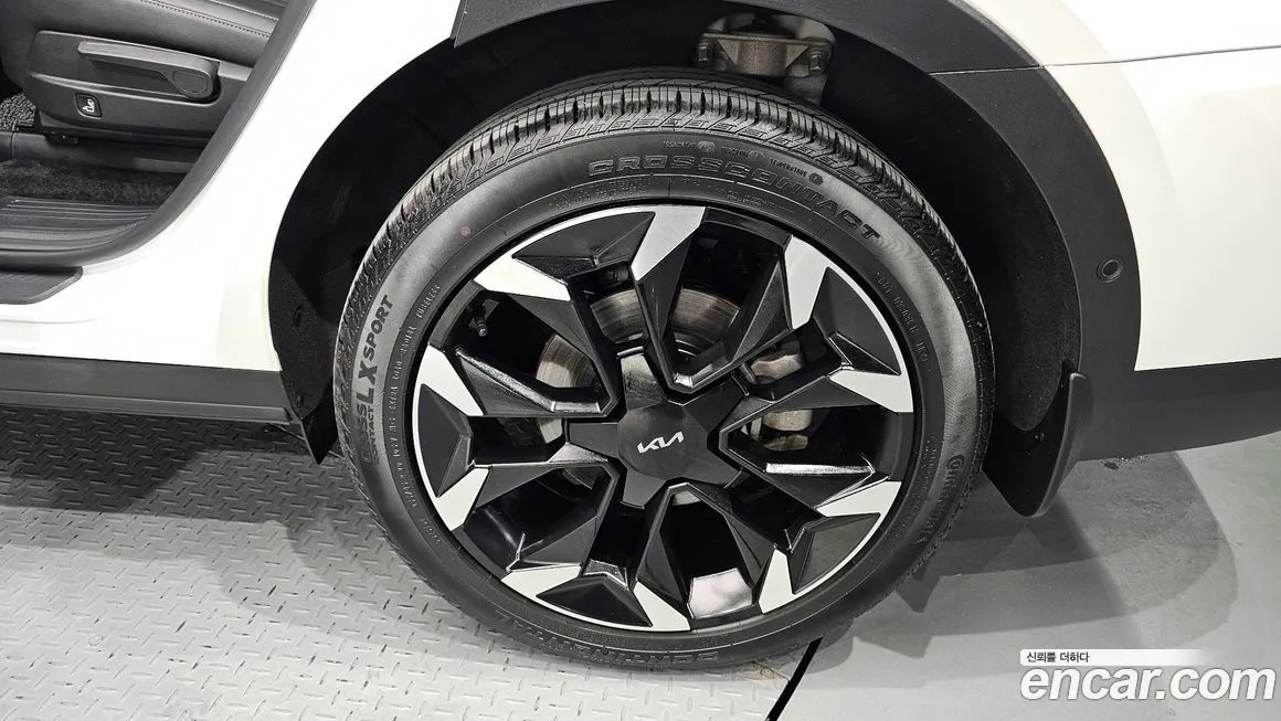Kia Sorento — фото 5