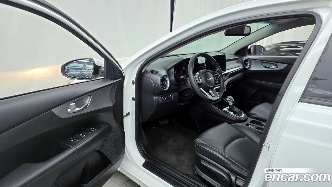 Kia K3 2022 из KR, фото 10