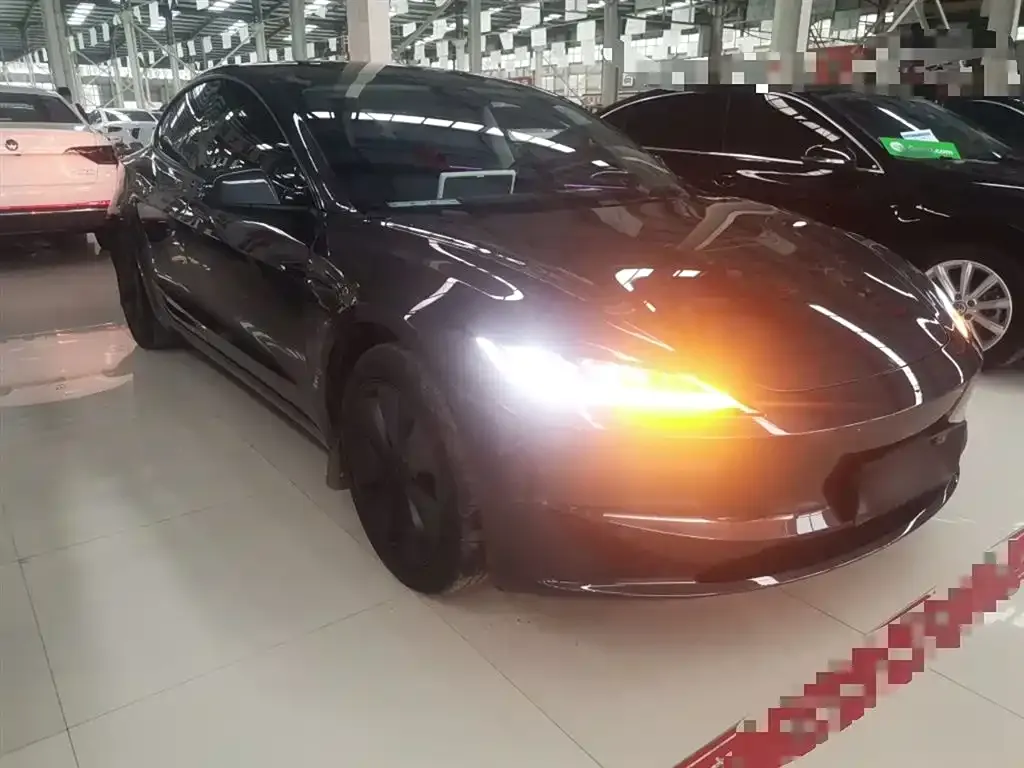 Tesla Model 3 2025 из CN, фото 4