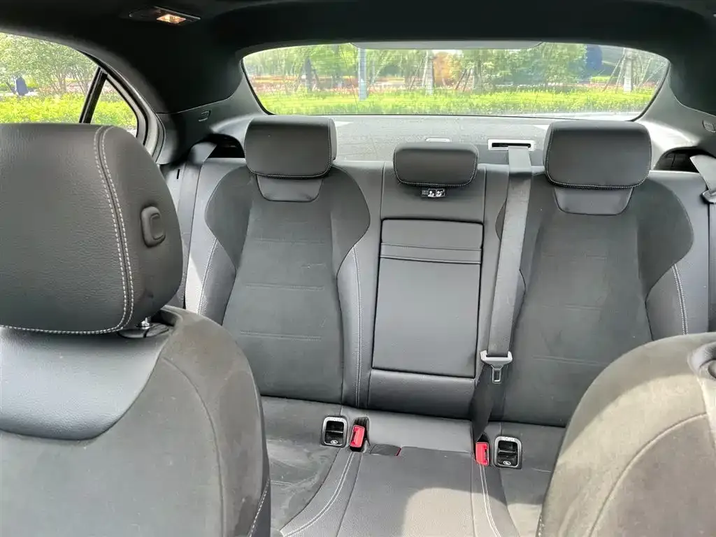 Mercedes-Benz A-Class 2021 из CN, фото 9