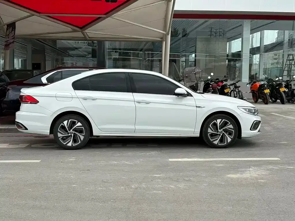 [object Object] Bora 2023 из CN, фото 3