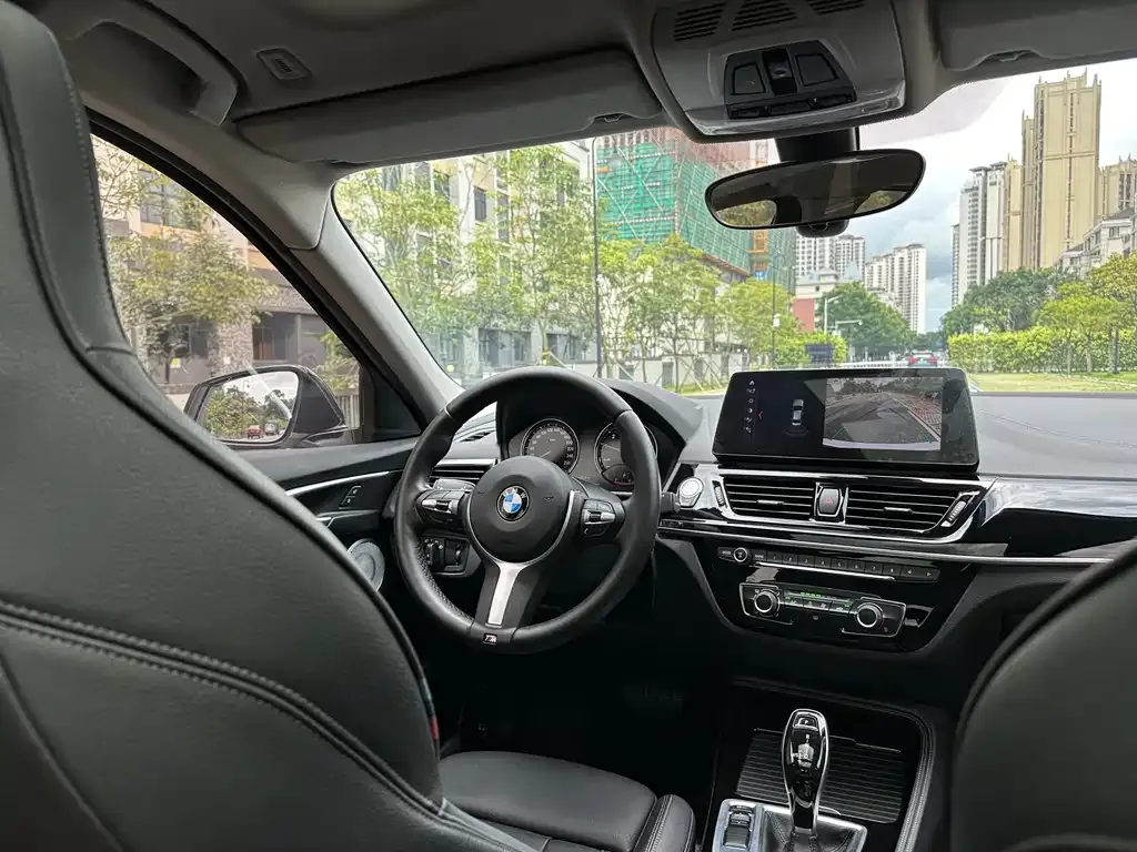 BMW 1 Series 2021 из CN, фото 10