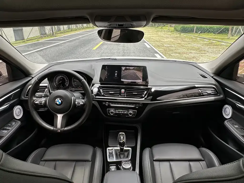BMW 1 Series 2021 из CN, фото 9