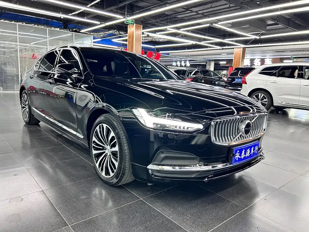 Volvo S90 — фото 3