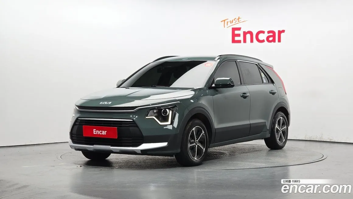 Kia Niro — фото 1