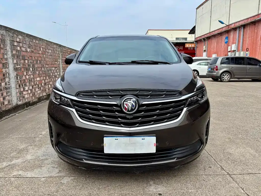 Buick GL8 2021 из CN, фото 2
