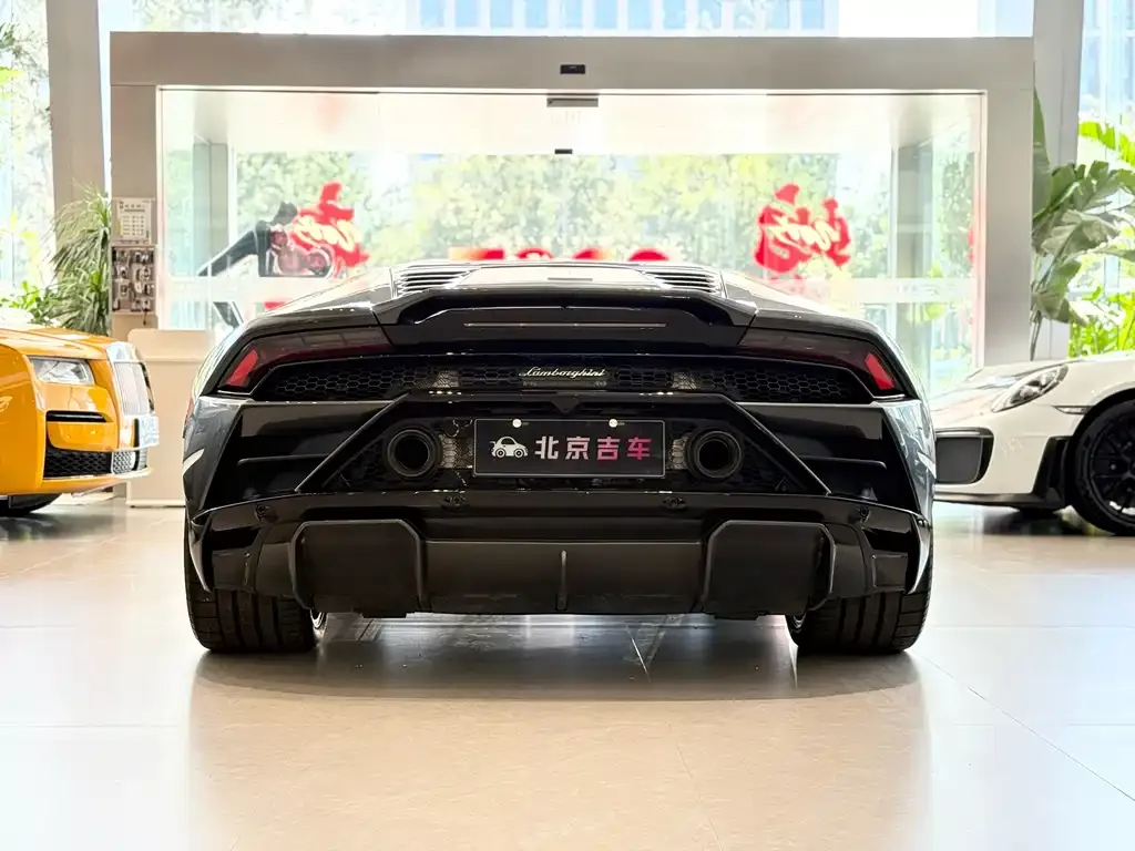 Lamborghini Huracan 2023 из CN, фото 3